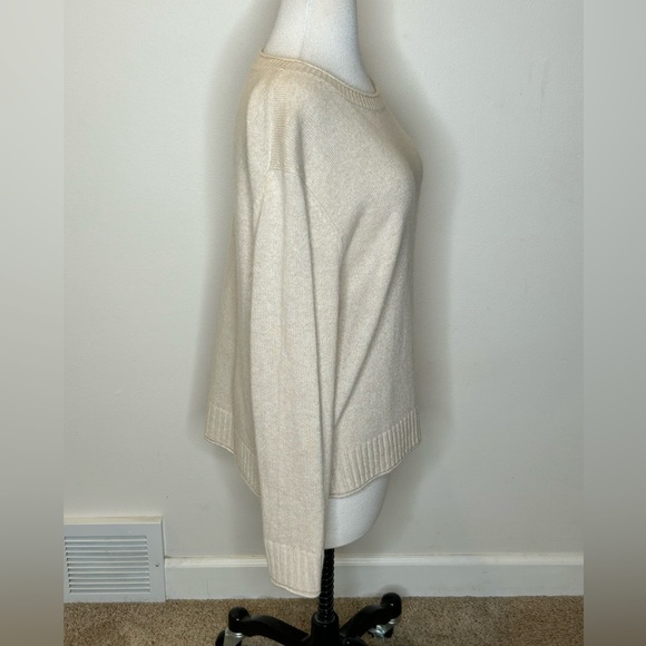 Jenni Kayne Cream Crew Neck Cashmere blend Sweater Size M - Picture 3 of 9